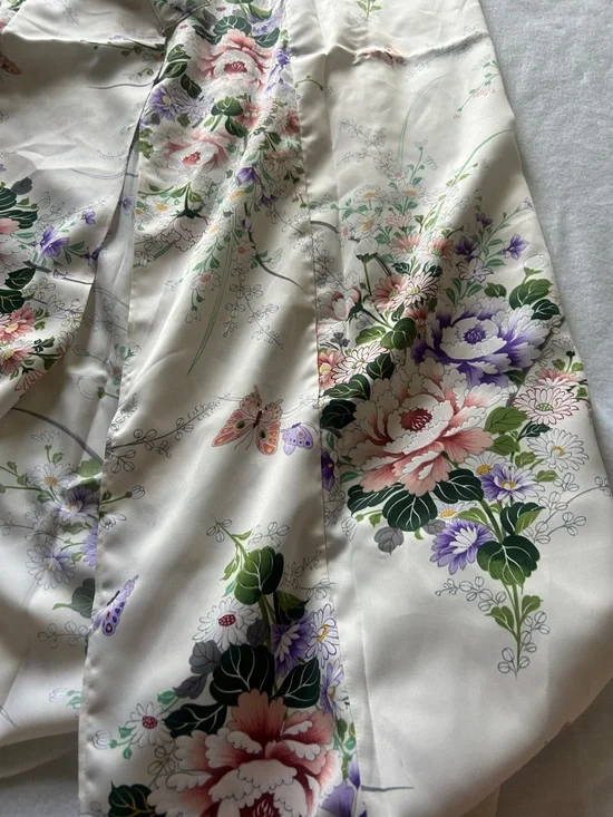 Floral Satin Robe in Ivory with Pink & Purple Blooms - Picture 8 of 8